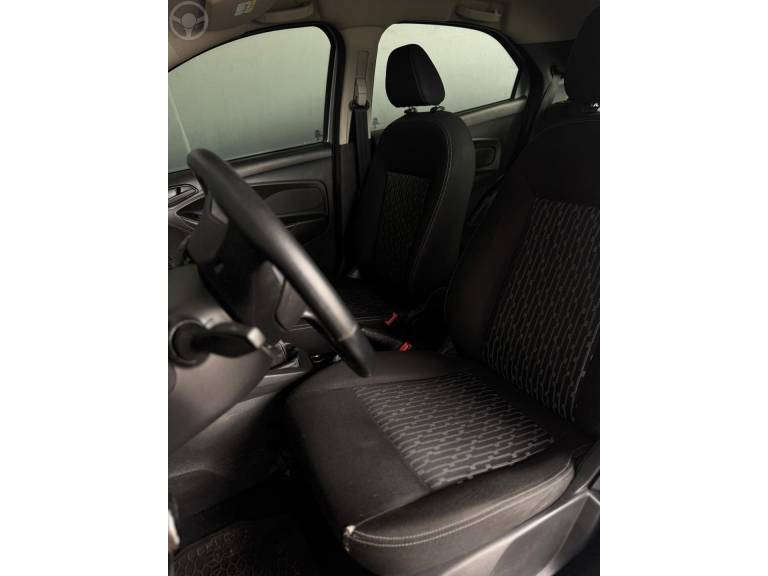 FORD - KA 1.0 SE 12V FLEX 4P MANUAL - 2017/2018 - PRATA - R$ 48.900,00