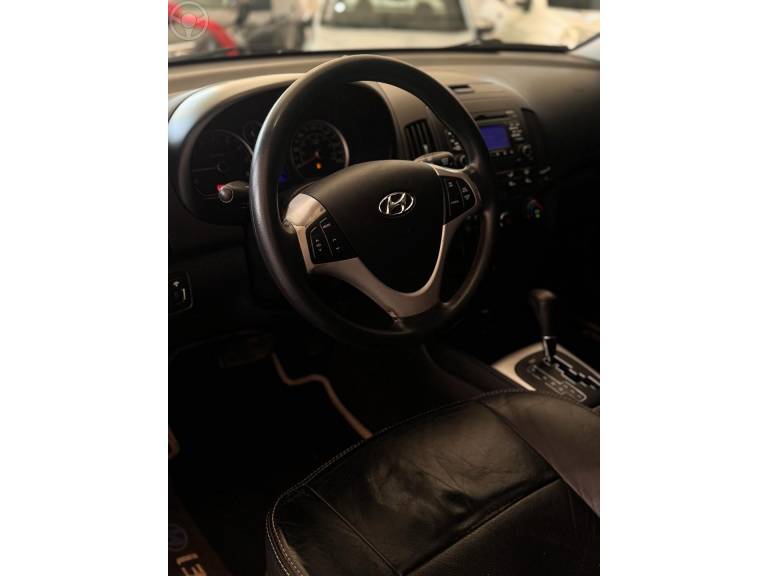 HYUNDAI - I30 2.0 MPFI GLS 16V 4P AUTOMÁTICO - 2009/2010 - PRETA - R$ 49.900,00