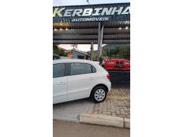 VOLKSWAGEN - GOLF 1.6 8V 4P MANUAL - 2012/2013 - BRANCA - R$ 36.900,00