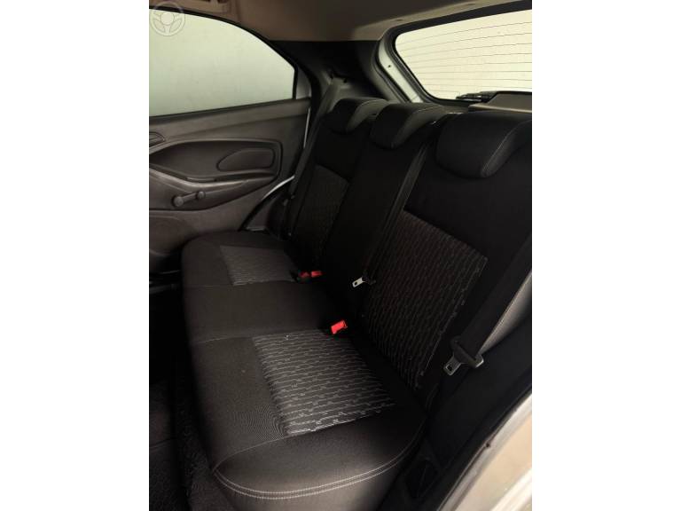 FORD - KA 1.0 SE 12V FLEX 4P MANUAL - 2017/2018 - PRATA - R$ 48.900,00