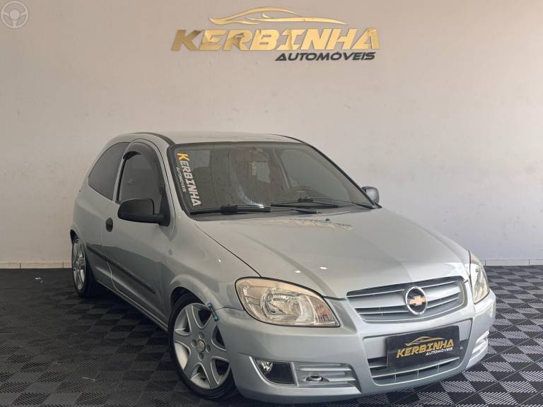 CHEVROLET - CELTA 1.0 MPFI SUPER 8V FLEX 2P MANUAL - 2006/2007 - PRATA - R$ 24.900,00