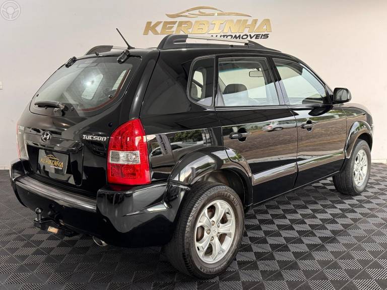HYUNDAI - TUCSON 2.0 MPFI GL 16V 143CV 2WD 4P AUTOMÁTICO - 2009/2010 - PRETA - R$ 42.900,00