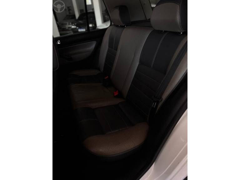 VOLKSWAGEN - GOLF 1.6 MI SPORTLINE 8V FLEX 4P MANUAL - 2007/2008 - BRANCA - R$ 44.900,00