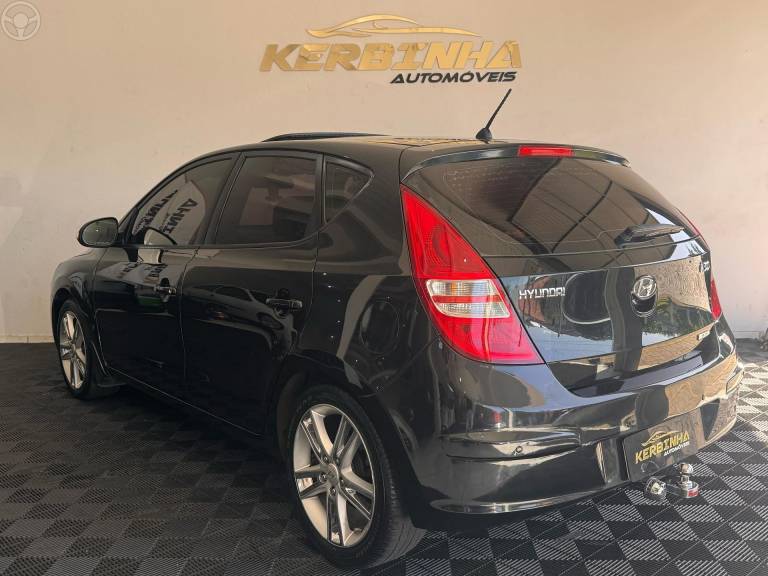 HYUNDAI - I30 2.0 MPFI GLS 16V 4P AUTOMÁTICO - 2009/2010 - PRETA - R$ 49.900,00