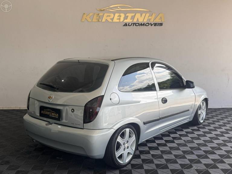 CHEVROLET - CELTA 1.0 MPFI SUPER 8V FLEX 2P MANUAL - 2006/2007 - PRATA - R$ 24.900,00