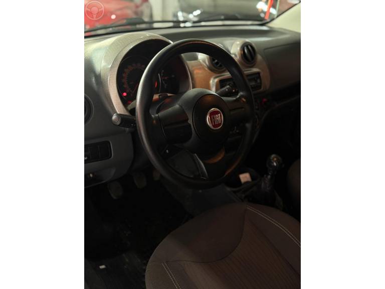 FIAT - UNO 1.3 WAY 8V FLEX 4P MANUAL - 2014/2014 - PRATA - R$ 39.900,00