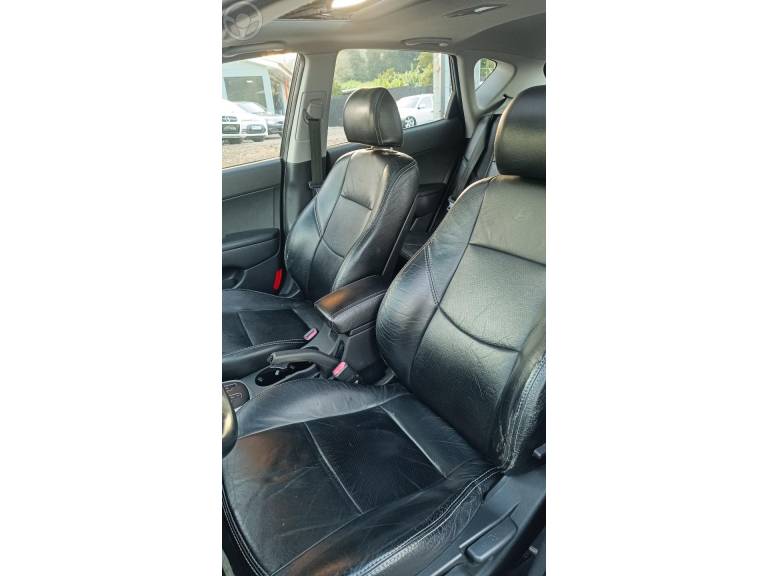 HYUNDAI - I30 2.0 MPFI GLS 16V 4P AUTOMÁTICO - 2009/2010 - PRETA - R$ 53.900,00