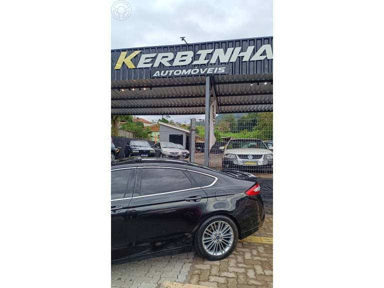FORD - FUSION 2.0 TITANIUM AWD 16V 4P AUTOMÁTICO - 2012/2013 - PRETA - R$ 79.900,00