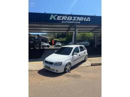 CHEVROLET - CORSA 1.0 MPFI 8V 4P MANUAL - 2003/2004 - BRANCA - R$ 28.900,00