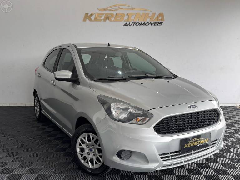 FORD - KA 1.0 SE 12V FLEX 4P MANUAL - 2017/2018 - PRATA - R$ 48.900,00