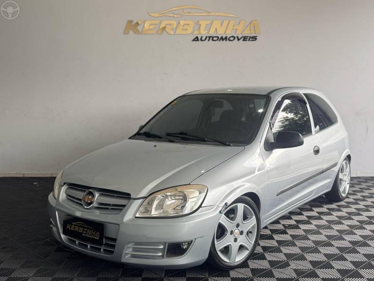 CHEVROLET - CELTA 1.0 MPFI SUPER 8V FLEX 2P MANUAL - 2006/2007 - PRATA - R$ 24.900,00