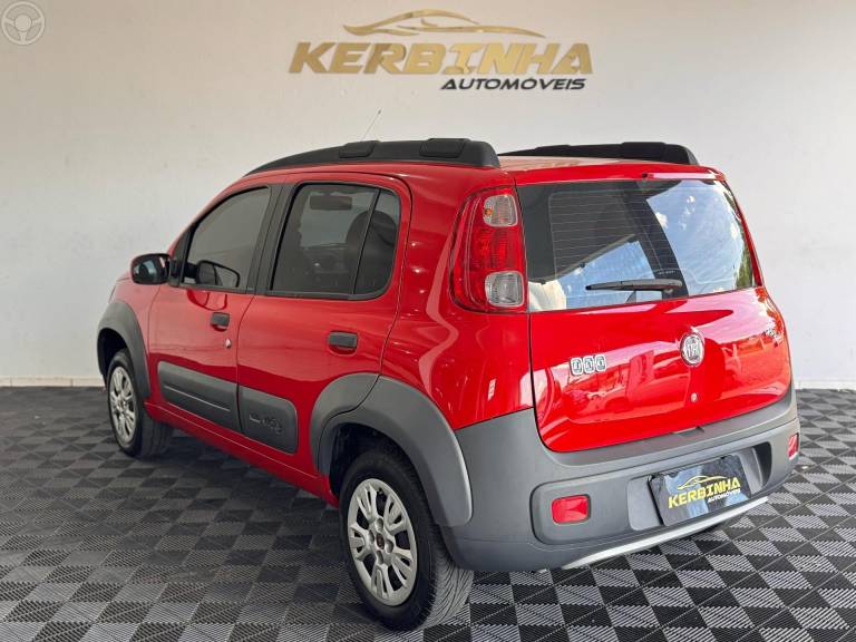 FIAT - UNO 1.0 WAY 8V FLEX 4P MANUAL - 2011/2011 - VERMELHA - R$ 34.900,00