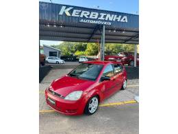 FORD - FIESTA 1.0 MPI 8V 4P MANUAL - 2006/2007 - VERMELHA - R$ 24.900,00