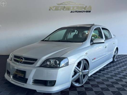 CHEVROLET - ASTRA 2.0 SFI GSI 16V 4P MANUAL - 2003/2004 - PRATA - R$ 36.900,00