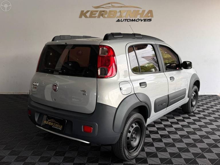 FIAT - UNO 1.3 WAY 8V FLEX 4P MANUAL - 2014/2014 - PRATA - R$ 39.900,00