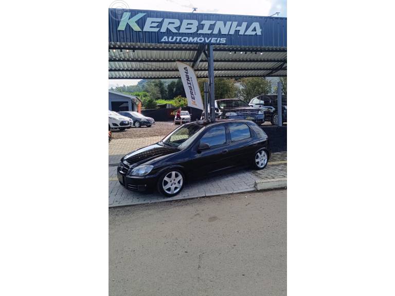 CHEVROLET - CELTA 1.0 MPFI 8V 4P MANUAL - 2007/2008 - PRETA - R$ 28.900,00