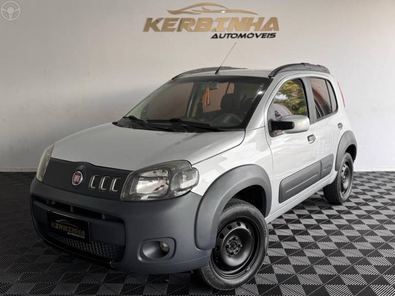 FIAT - UNO 1.3 WAY 8V FLEX 4P MANUAL - 2014/2014 - PRATA - R$ 36.900,00